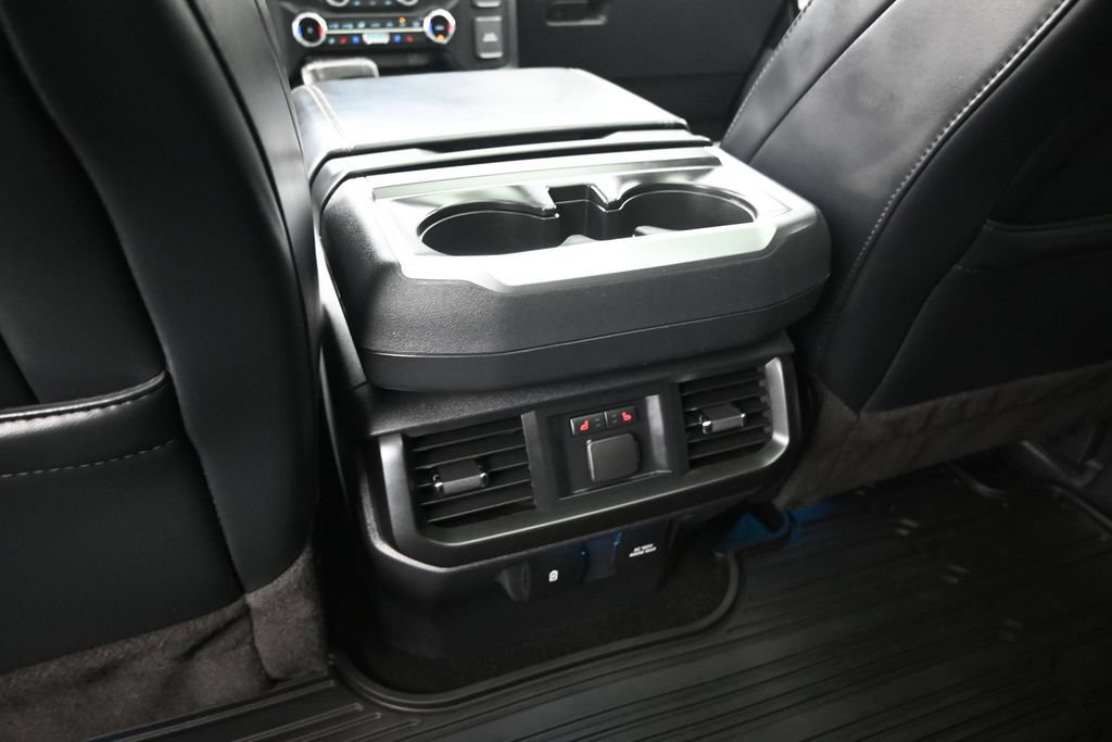 Used 2022 Ford F150 Raptor w/ Equipment Group 801A High AWD/4WD image 23