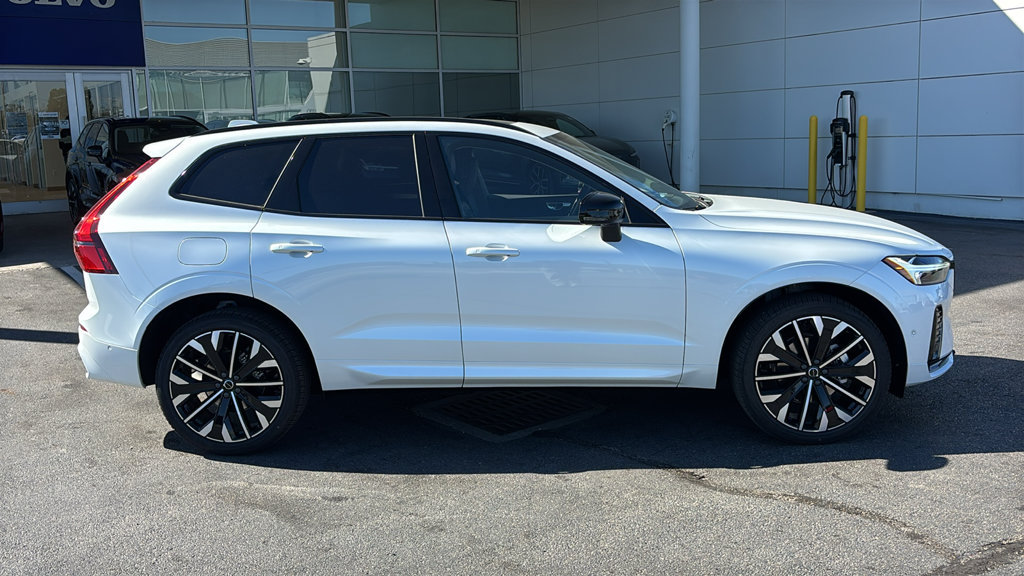 New 2027 Volvo XC60 B5 Ultra AWD/4WD image 26