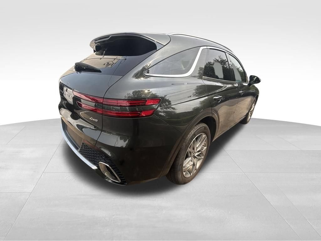 Used 2025 Genesis GV70 2.5T AWD/4WD image 7