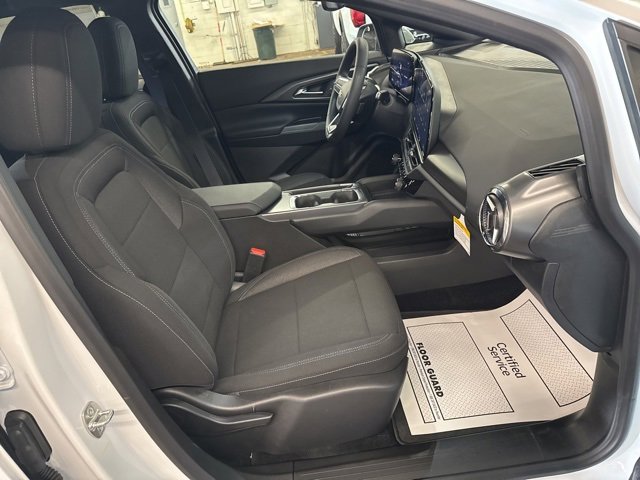 New 2026 Chevrolet Equinox EV LT image 27