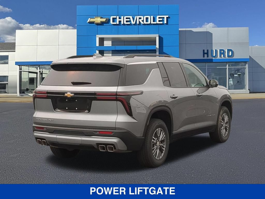 New 2026 Chevrolet Traverse LT w/ Driver Confidence Package AWD/4WD image 4