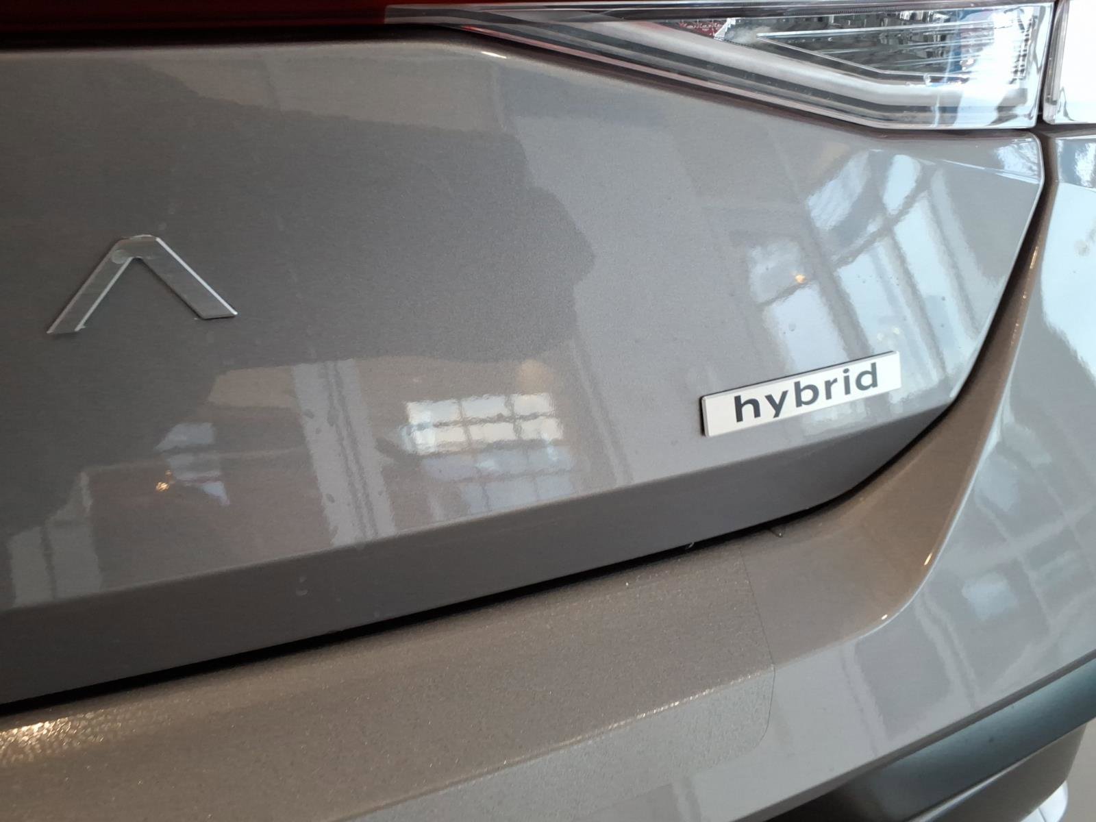 Certified 2025 Hyundai Elantra Limited image 20