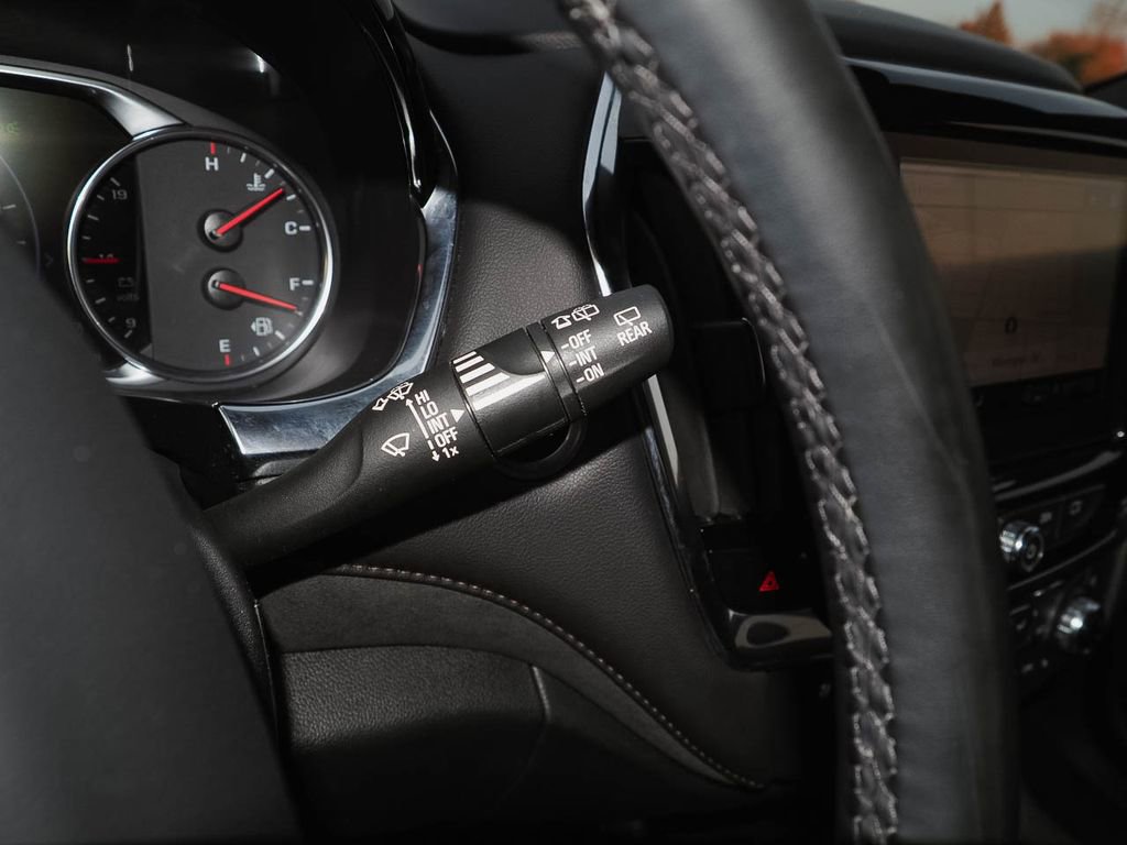 Certified 2023 Chevrolet Traverse High Country image 38