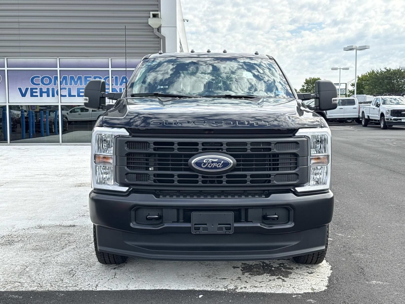 New 2026 Ford F250 XL w/ XL Driver Assist Package AWD/4WD image 8