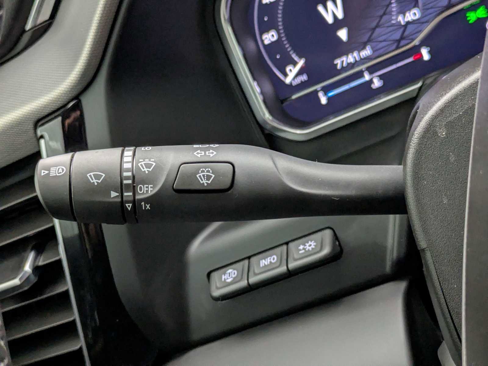 Used 2025 GMC Sierra 1500 Denali w/ Technology Package AWD/4WD image 25