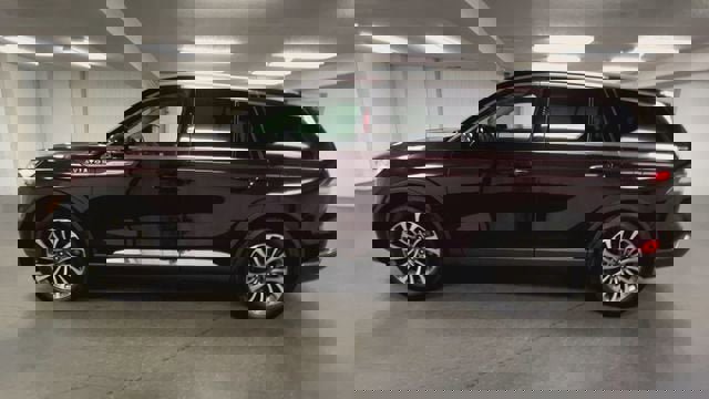 Used 2023 Lincoln Aviator Reserve w/ Equipment Group 201A image 5