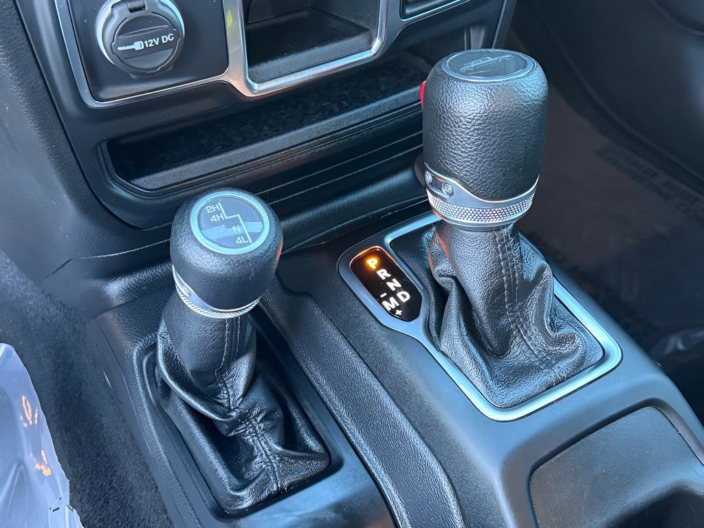 Used 2022 Jeep Gladiator Sport AWD/4WD image 34
