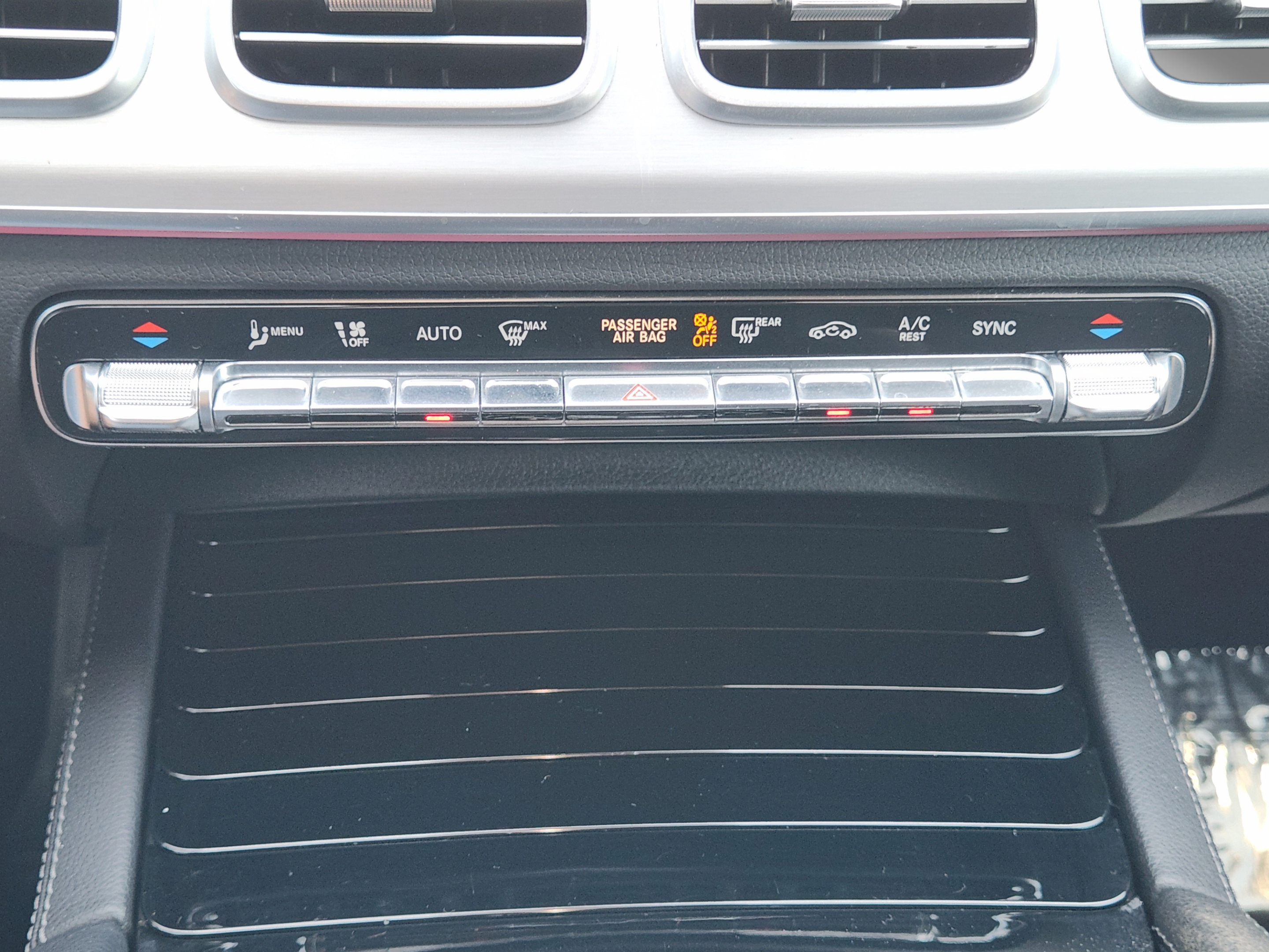 Used 2024 Mercedes-Benz GLS 450 4MATIC image 13