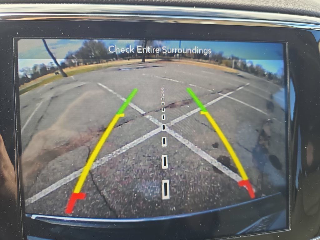 Used 2019 Jeep Grand Cherokee Overland AWD/4WD image 22