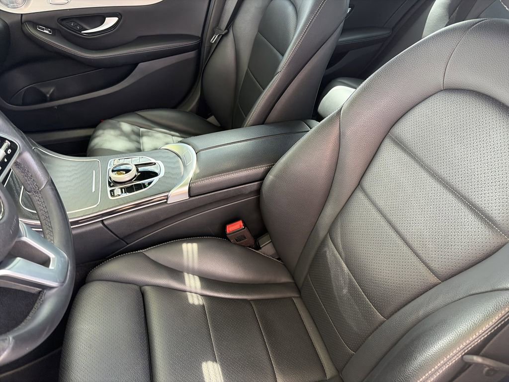 Used 2021 Mercedes-Benz C 300 Sedan w/ Premium Package image 12