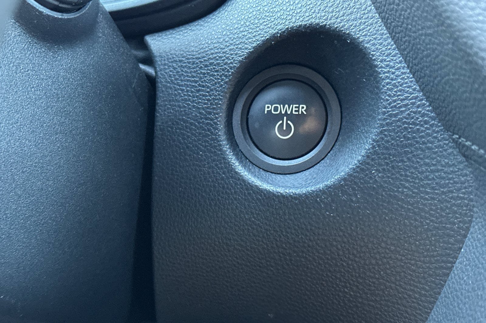 Used 2024 Toyota Corolla Cross AWD Hybrid image 22