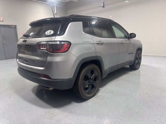 Used 2020 Jeep Compass Latitude FWD image 5