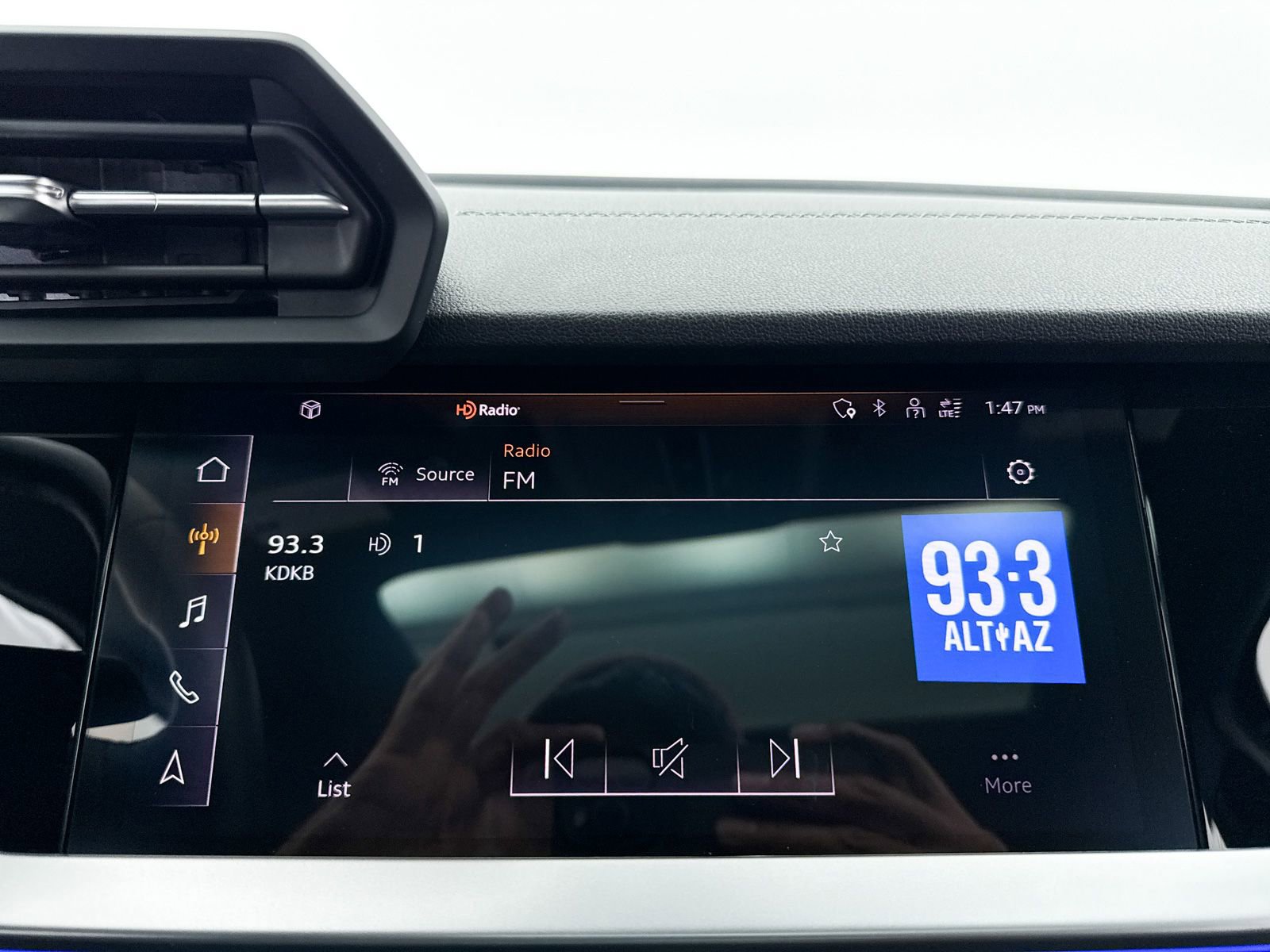 Used 2023 Audi A3 2.0T Premium Plus w/ Premium Plus Package AWD/4WD image 21