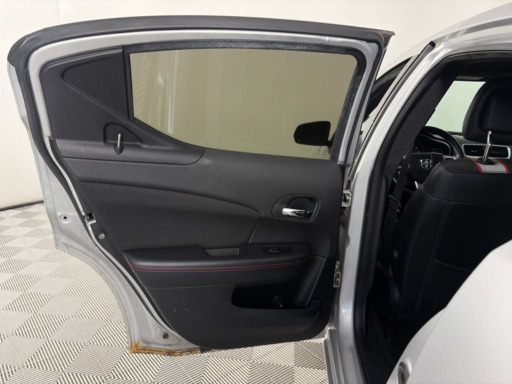 Used 2012 Dodge Avenger R/T FWD image 12