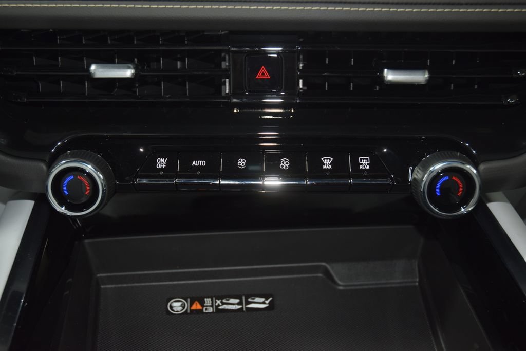 New 2026 Chevrolet Suburban Premier AWD/4WD image 35
