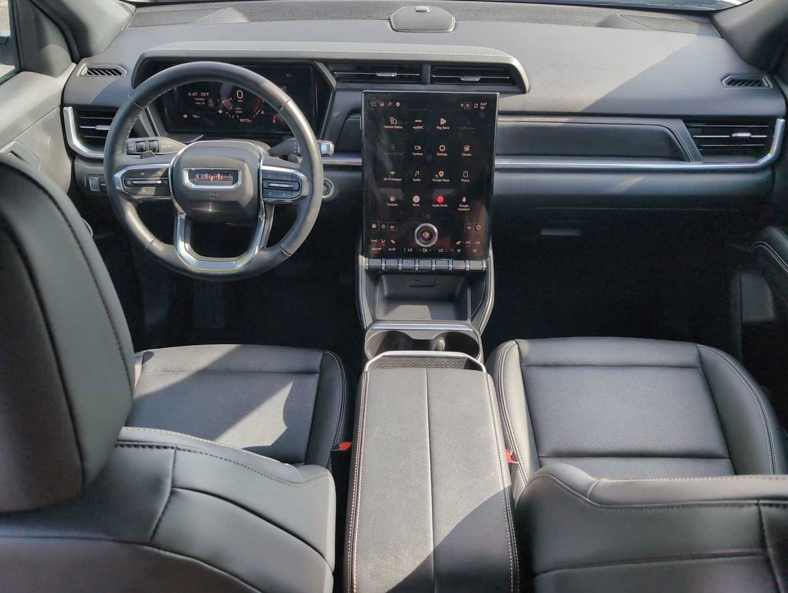 Used 2026 GMC Terrain Elevation w/ Elevation Premium Package FWD image 23