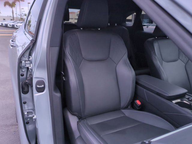 Used 2025 Lexus RX 350h w/ Convenience Package image 35
