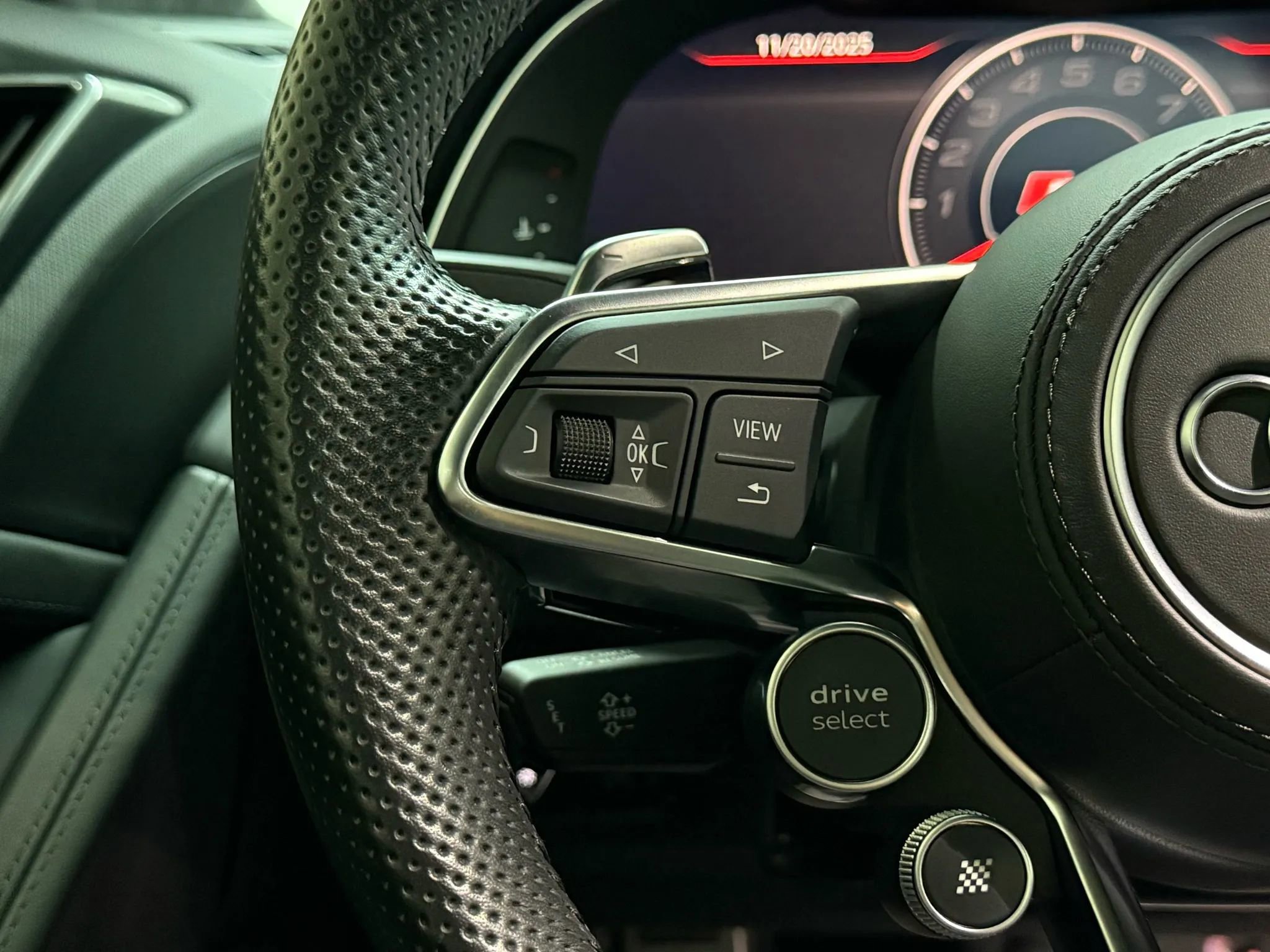 Used 2022 Audi R8 V10 performance image 18