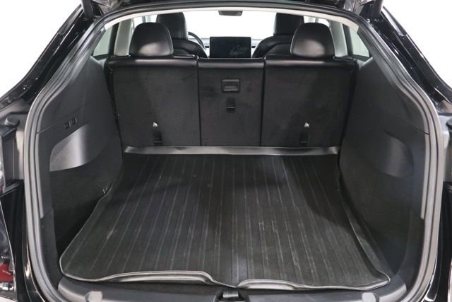 Used 2021 Tesla Model Y Long Range image 28