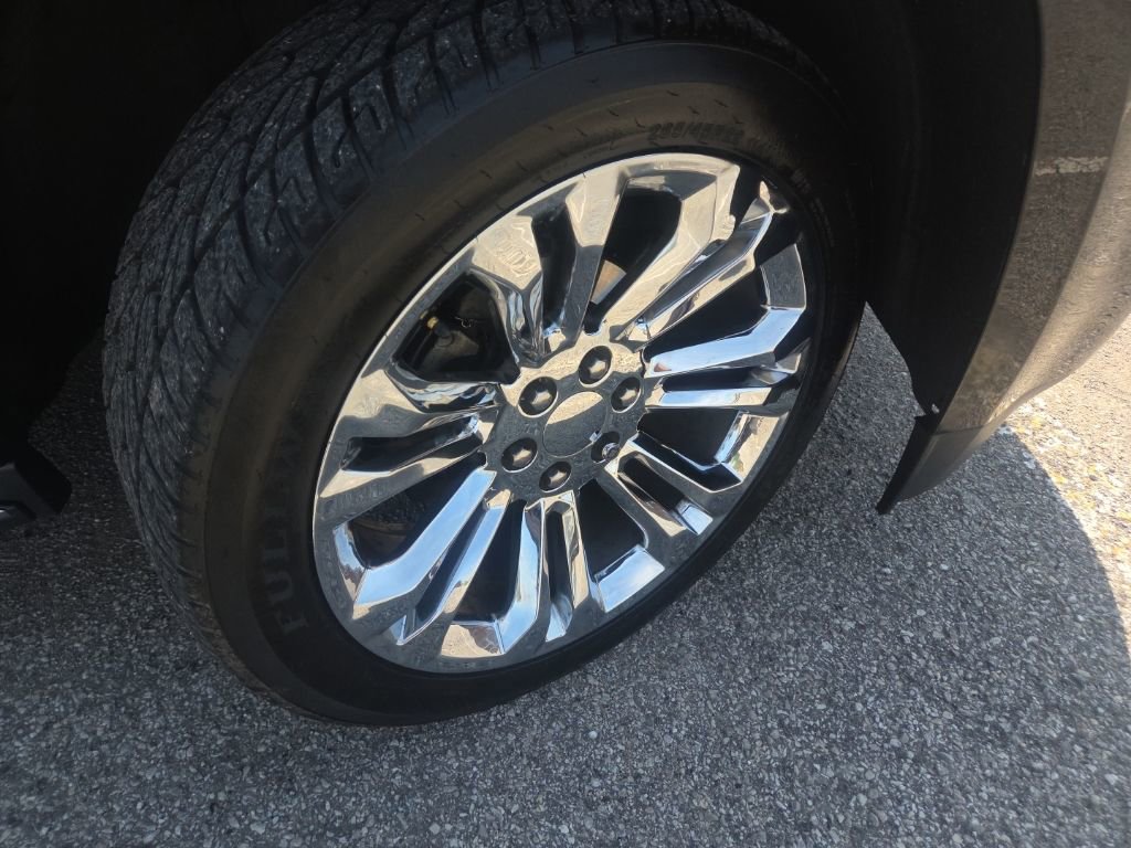 Used 2016 GMC Yukon SLT AWD/4WD image 10