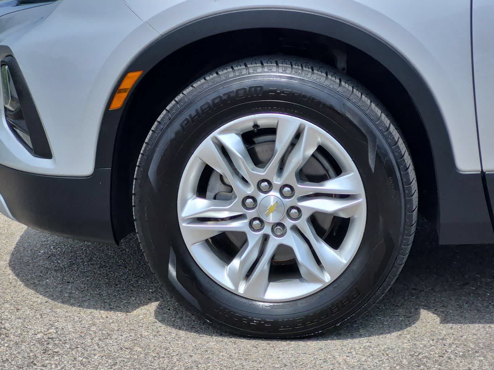 Used 2020 Chevrolet Blazer LT FWD image 14