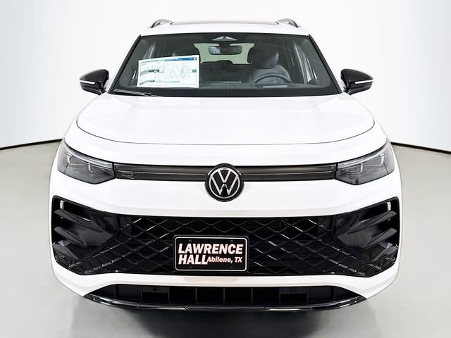 New 2026 Volkswagen Tiguan SE R-Line FWD image 2
