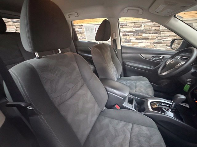 Used 2016 Nissan Rogue S AWD/4WD image 8