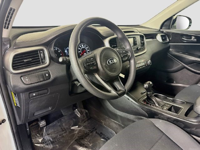 Used 2017 Kia Sorento FWD image 21