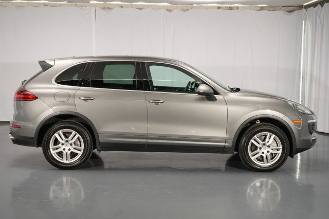 Used 2016 Porsche Cayenne image 9