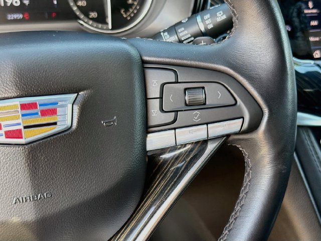 Used 2024 Cadillac XT6 Premium Luxury FWD image 43