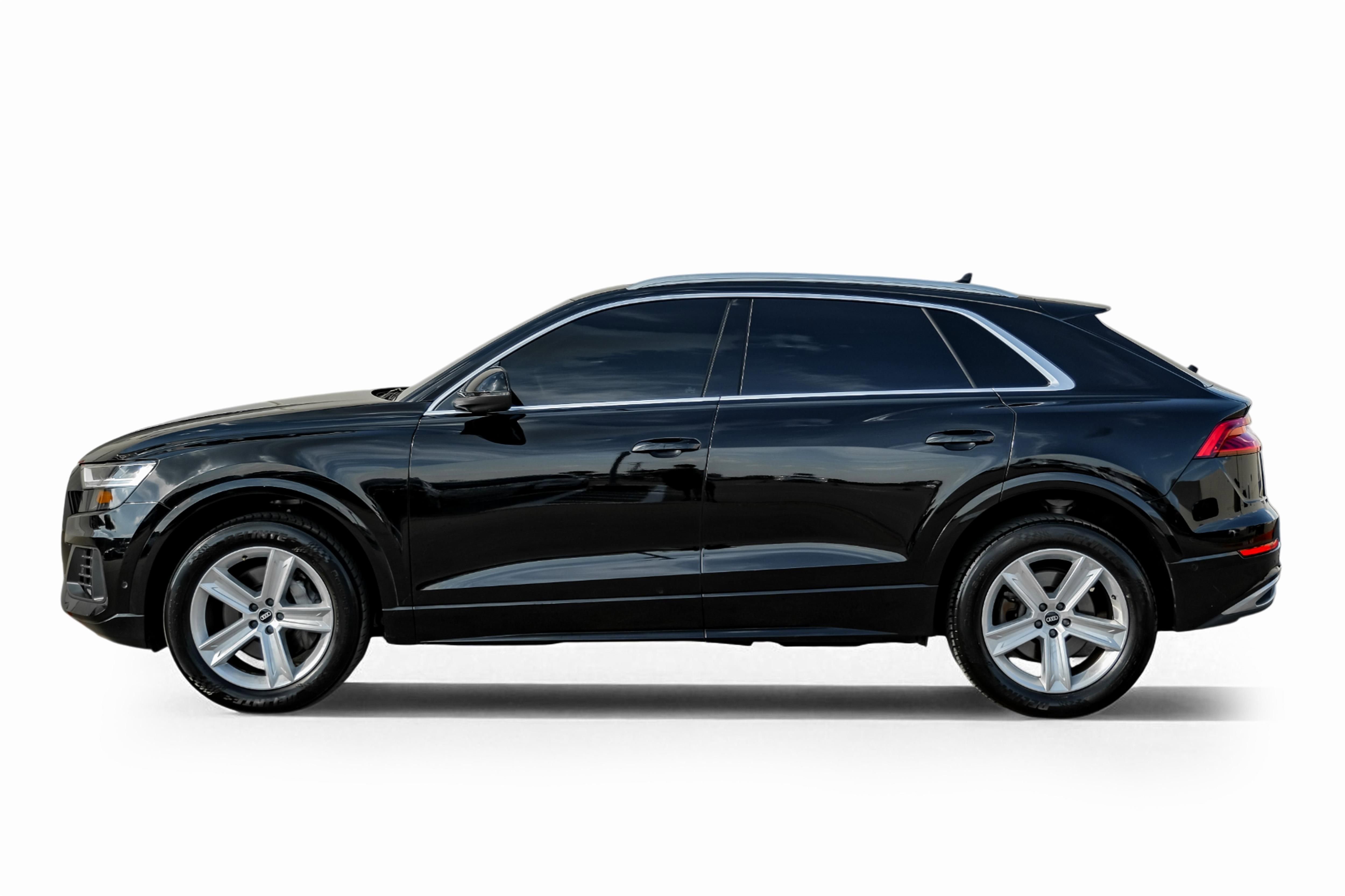 Used 2021 Audi Q8 Premium w/ Convenience Package image 11