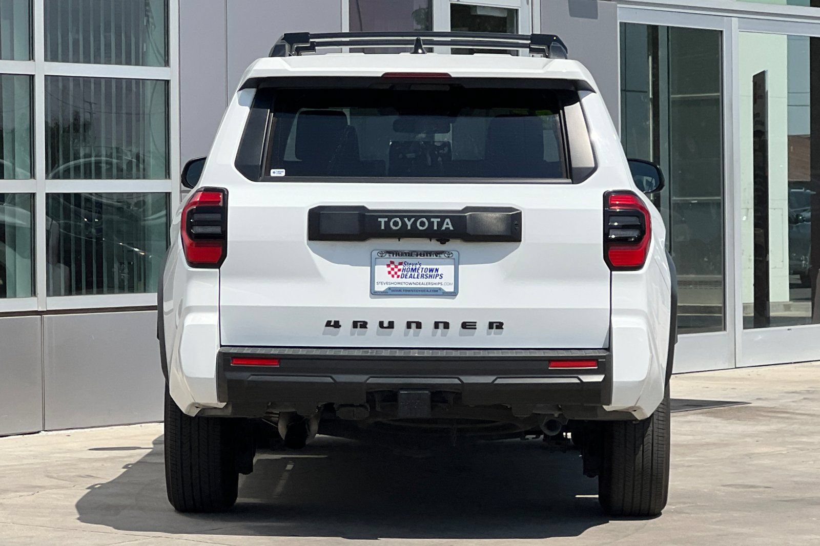 Certified 2025 Toyota 4Runner SR5 AWD/4WD image 5