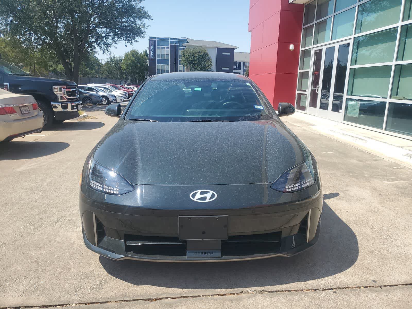 Used 2024 Hyundai Ioniq 6 SE RWD image 8