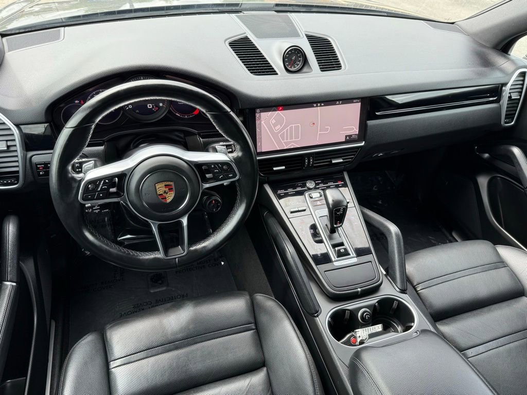 Used 2021 Porsche Cayenne image 32