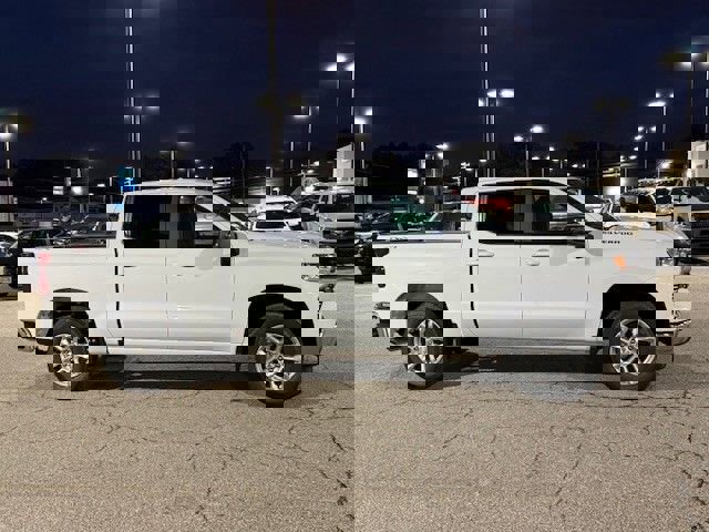 New 2026 Chevrolet Silverado 1500 LT image 3