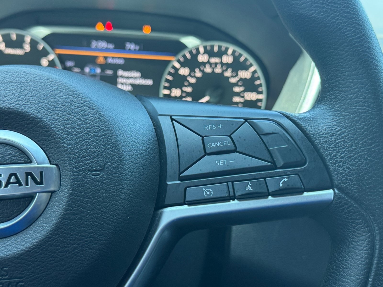 Used 2022 Nissan Altima 2.5 SV FWD image 23