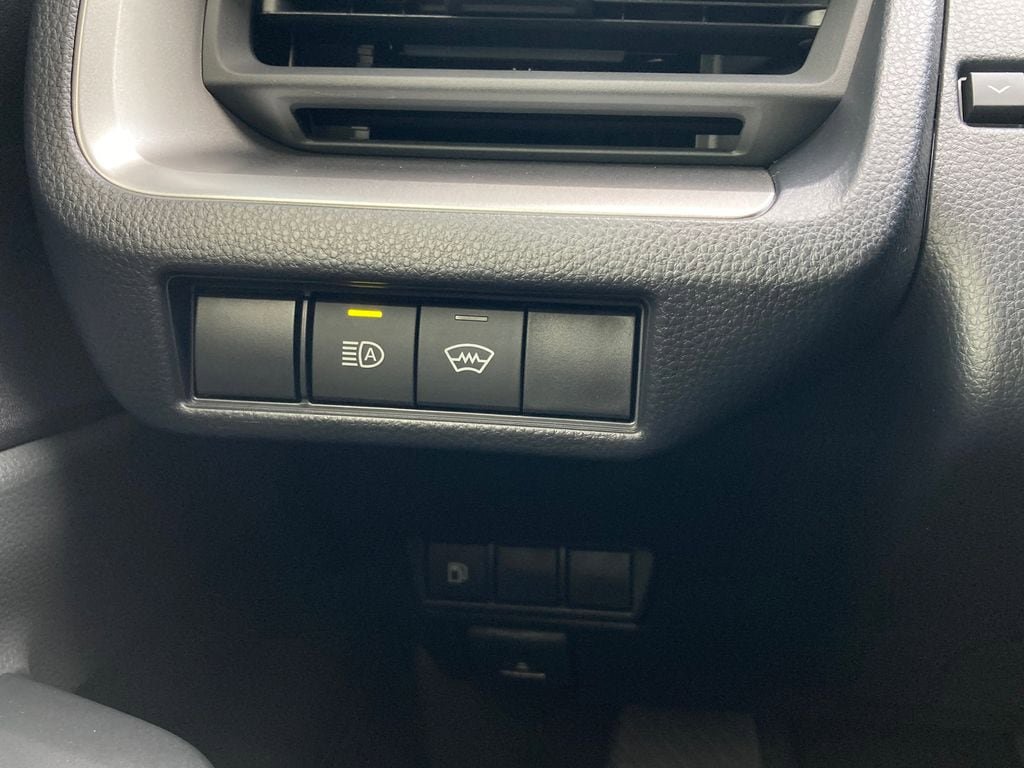 New 2026 Toyota Prius LE FWD image 13