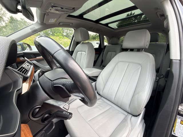 Used 2021 Audi Q5 2.0T Premium Plus w/ Premium Plus Package AWD/4WD image 24
