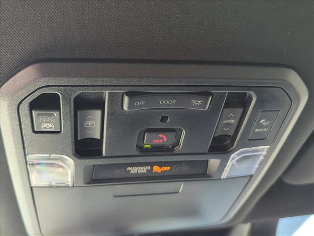 Used 2023 Toyota Tundra Platinum AWD/4WD image 24