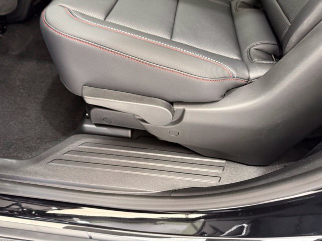New 2026 Chevrolet Traverse Z71 w/ Enhanced Driving Package AWD/4WD image 24