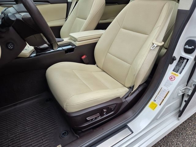 Used 2018 Lexus ES 350 w/ Navigation System Package FWD image 8