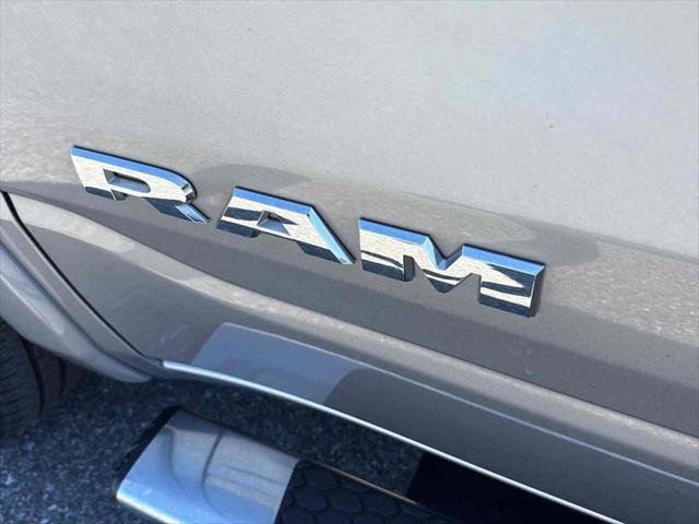 Used 2022 RAM 1500 Laramie w/ Sport Appearance Package image 11