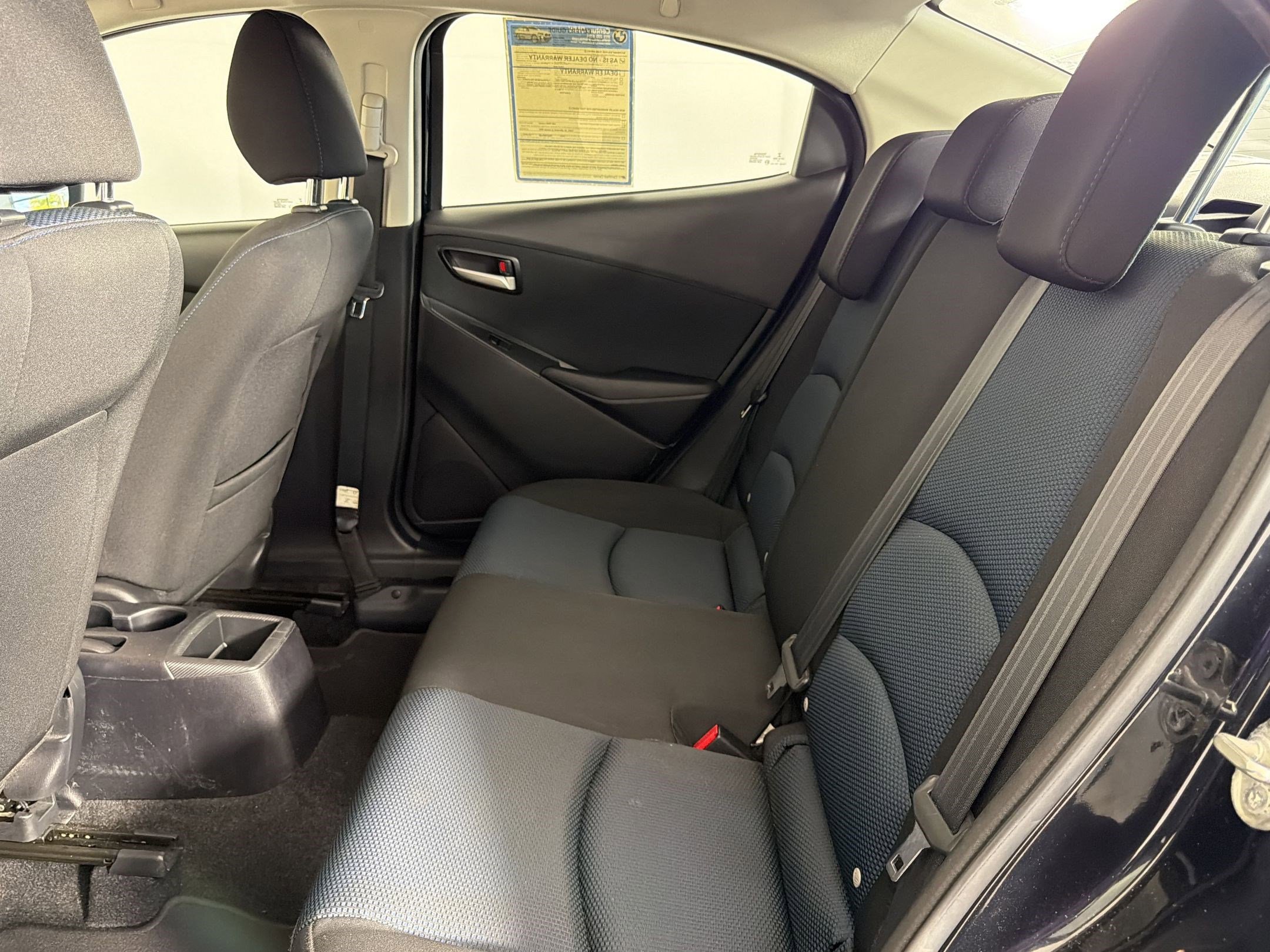 Used 2019 Toyota Yaris LE image 21