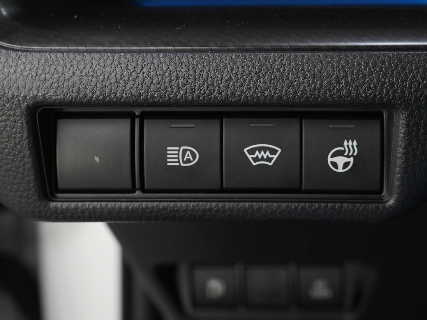 Used 2026 Toyota Prius Plug-In Hybrid image 22