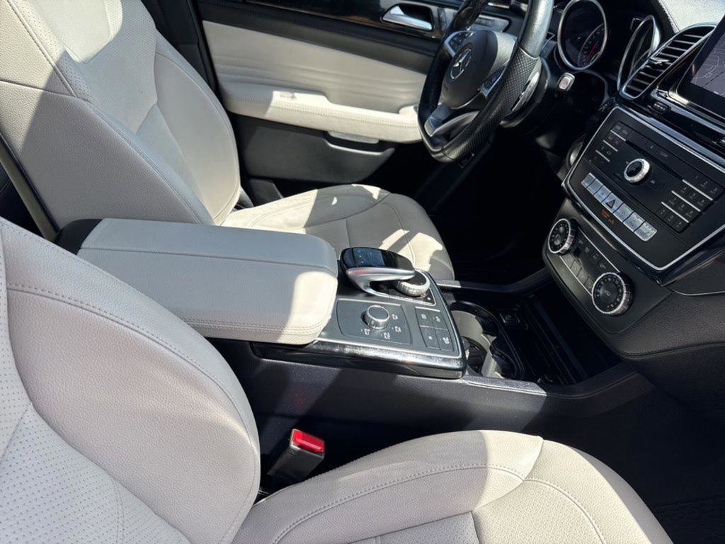 Used 2019 Mercedes-Benz GLE 43 AMG 4MATIC Coupe w/ Premium 3 Package image 36