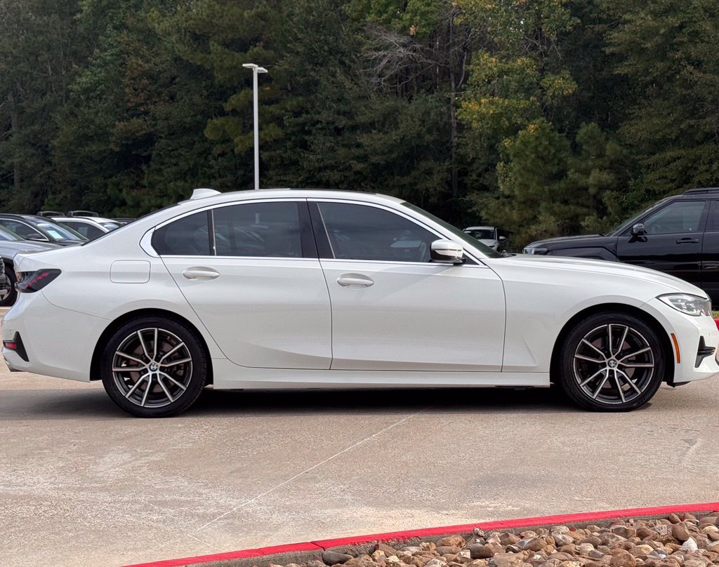 Used 2021 BMW 330i Sedan w/ Convenience Package RWD image 13