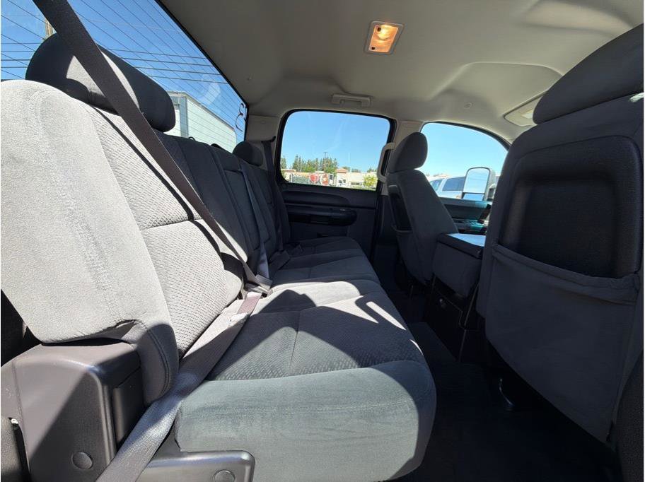 Used 2008 Chevrolet Silverado 2500 LT w/ 1LT Convenience Package image 12