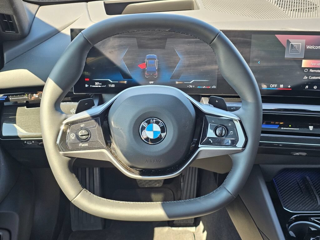 Used 2026 BMW 530i xDrive w/ Premium Package AWD/4WD image 22