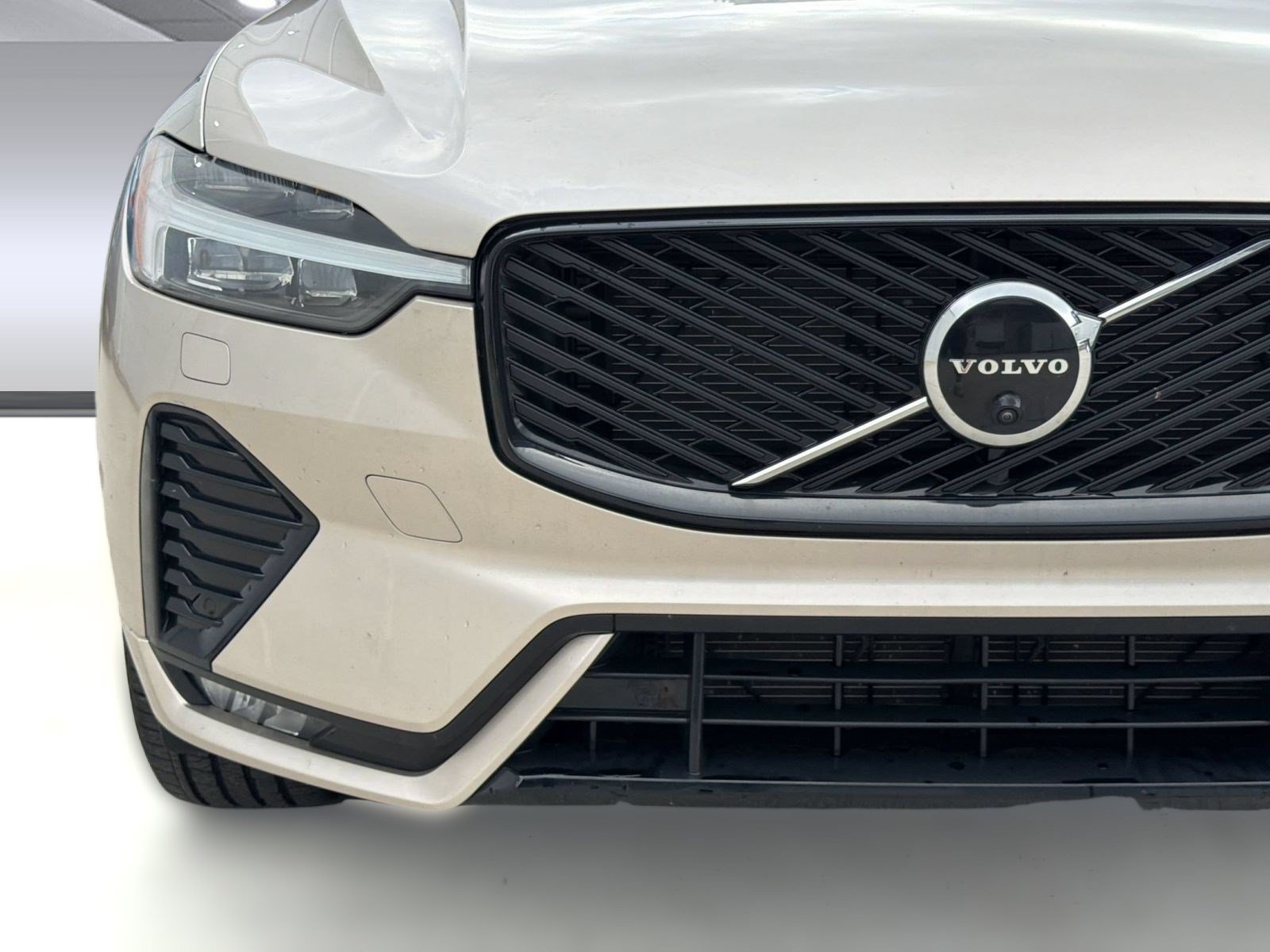 Certified 2026 Volvo XC60 B5 Plus w/ Protection Package Premier AWD/4WD image 29