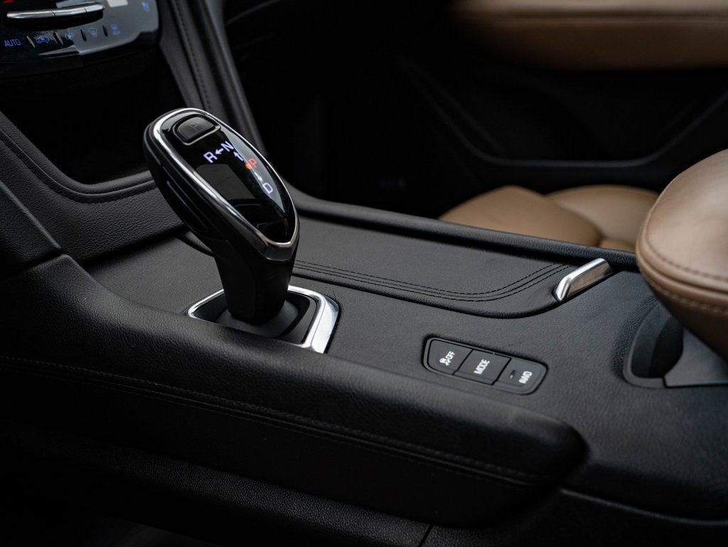 Used 2018 Cadillac XT5 Platinum w/ Driver Assist Package image 38